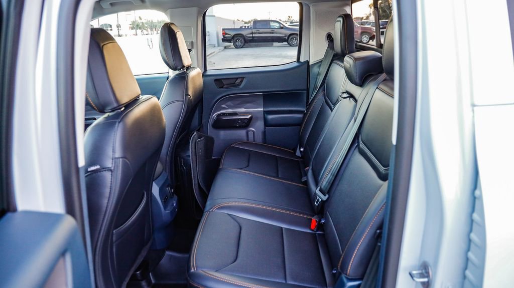 Used 2025 Ford Maverick Tremor image 23