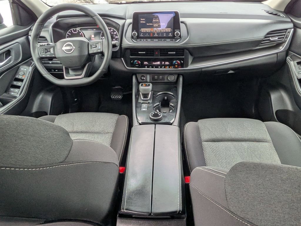 Used 2026 Nissan Rogue SV w/ Cold Weather Package image 17