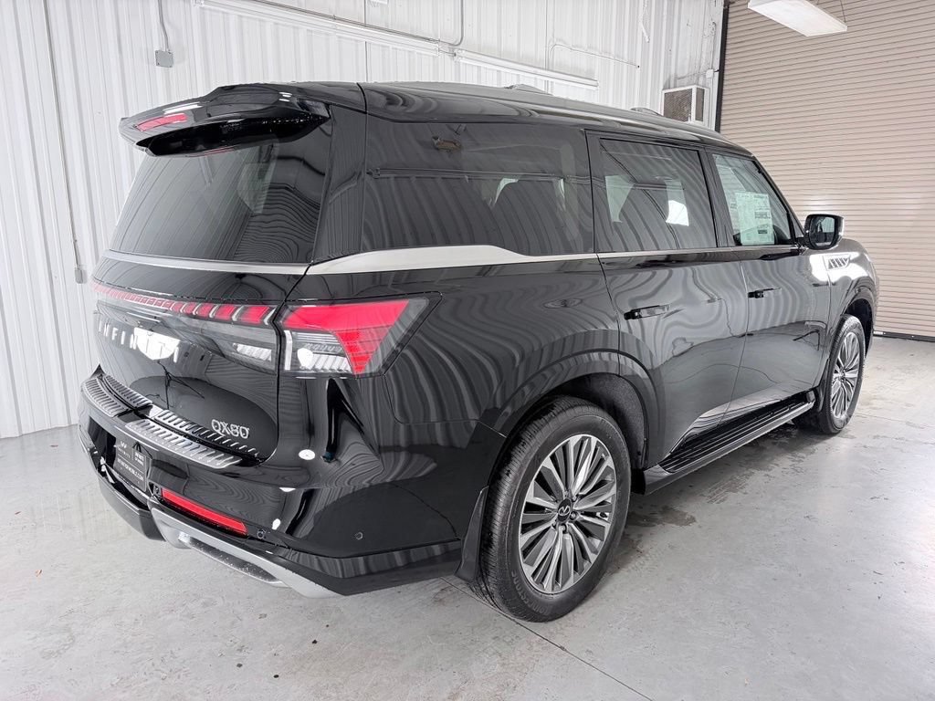 Certified 2026 INFINITI QX80 Luxe w/ Cargo Package RWD image 6