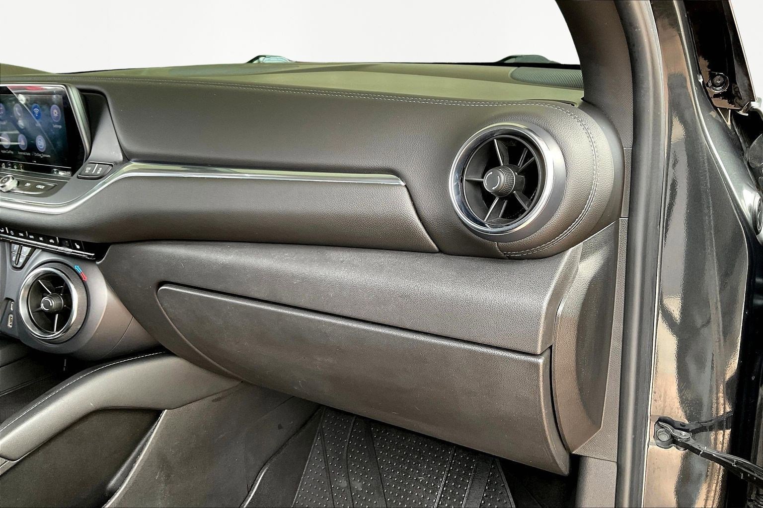 Used 2020 Chevrolet Blazer LT image 26