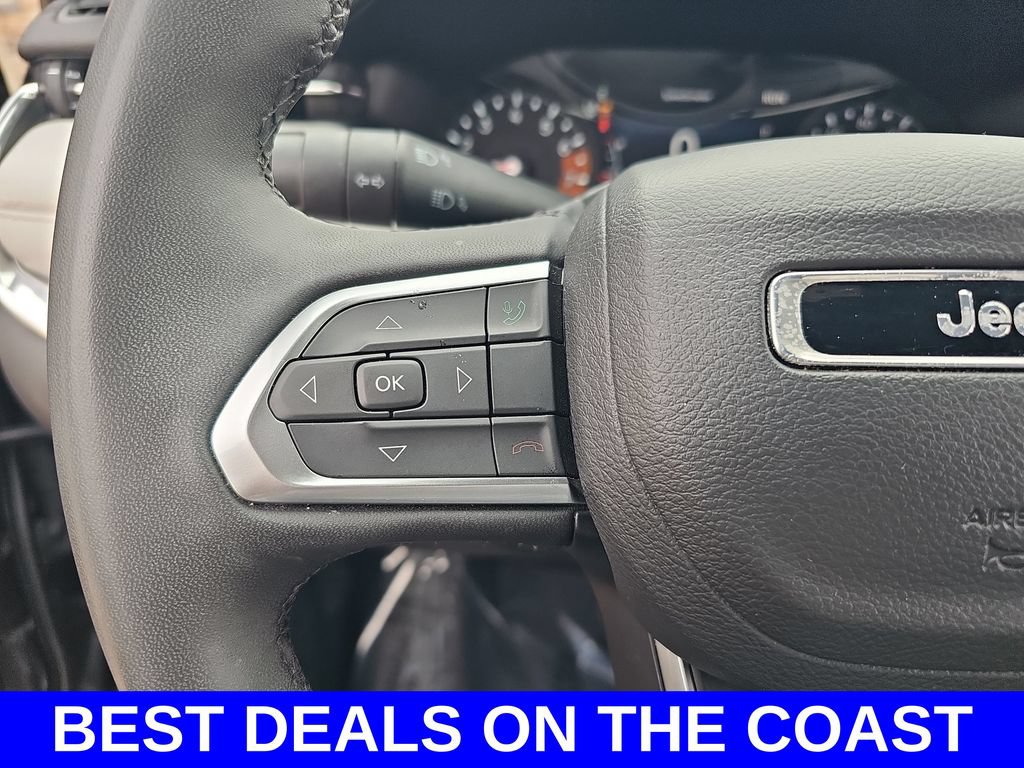 Used 2024 Jeep Compass Limited AWD/4WD image 16