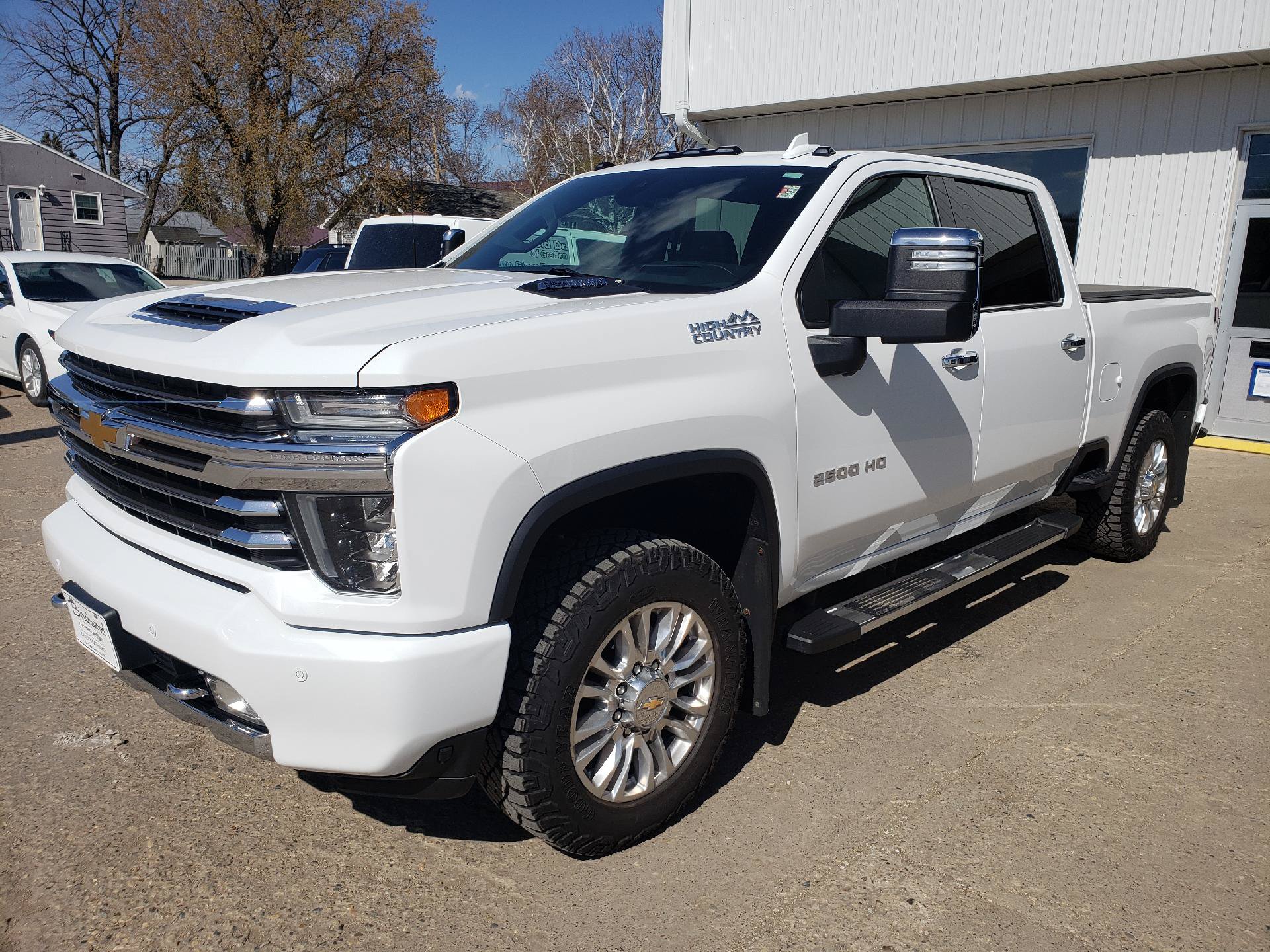 Used 2021 Chevrolet Silverado 2500 High Country w/ Z71 Off-Road Package AWD/4WD image 1