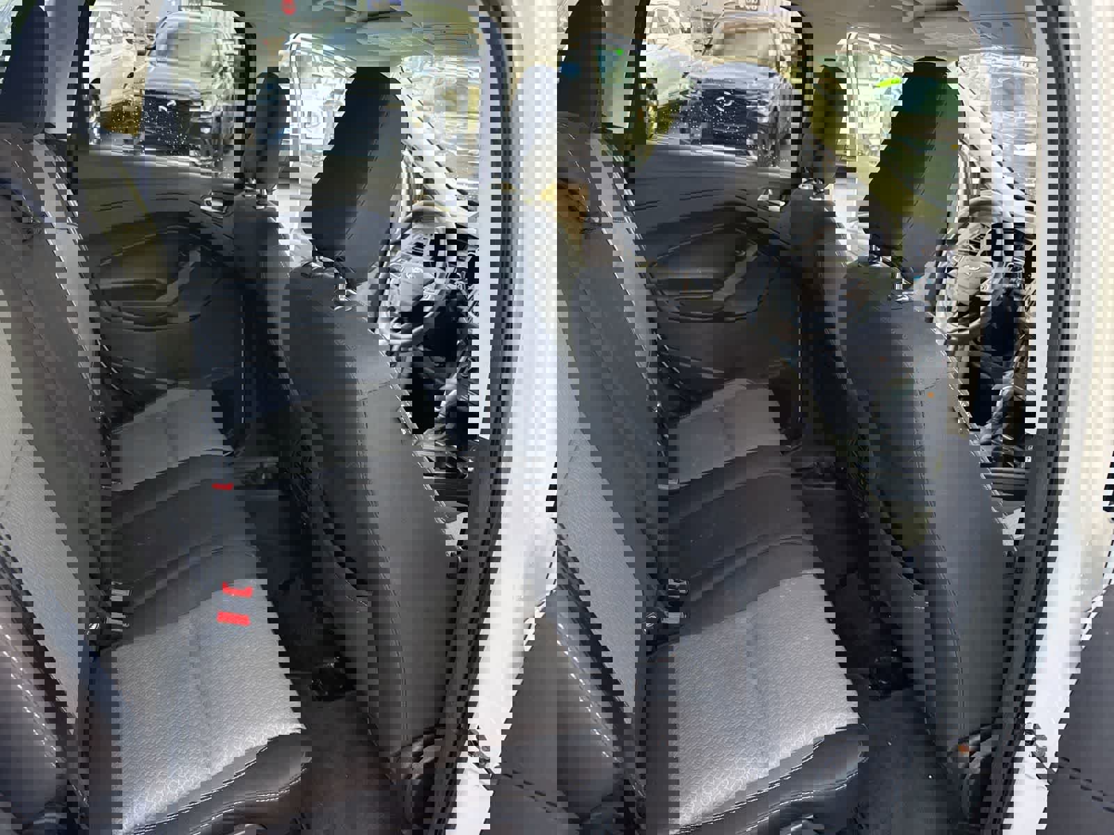 Used 2019 Ford Escape SE image 24