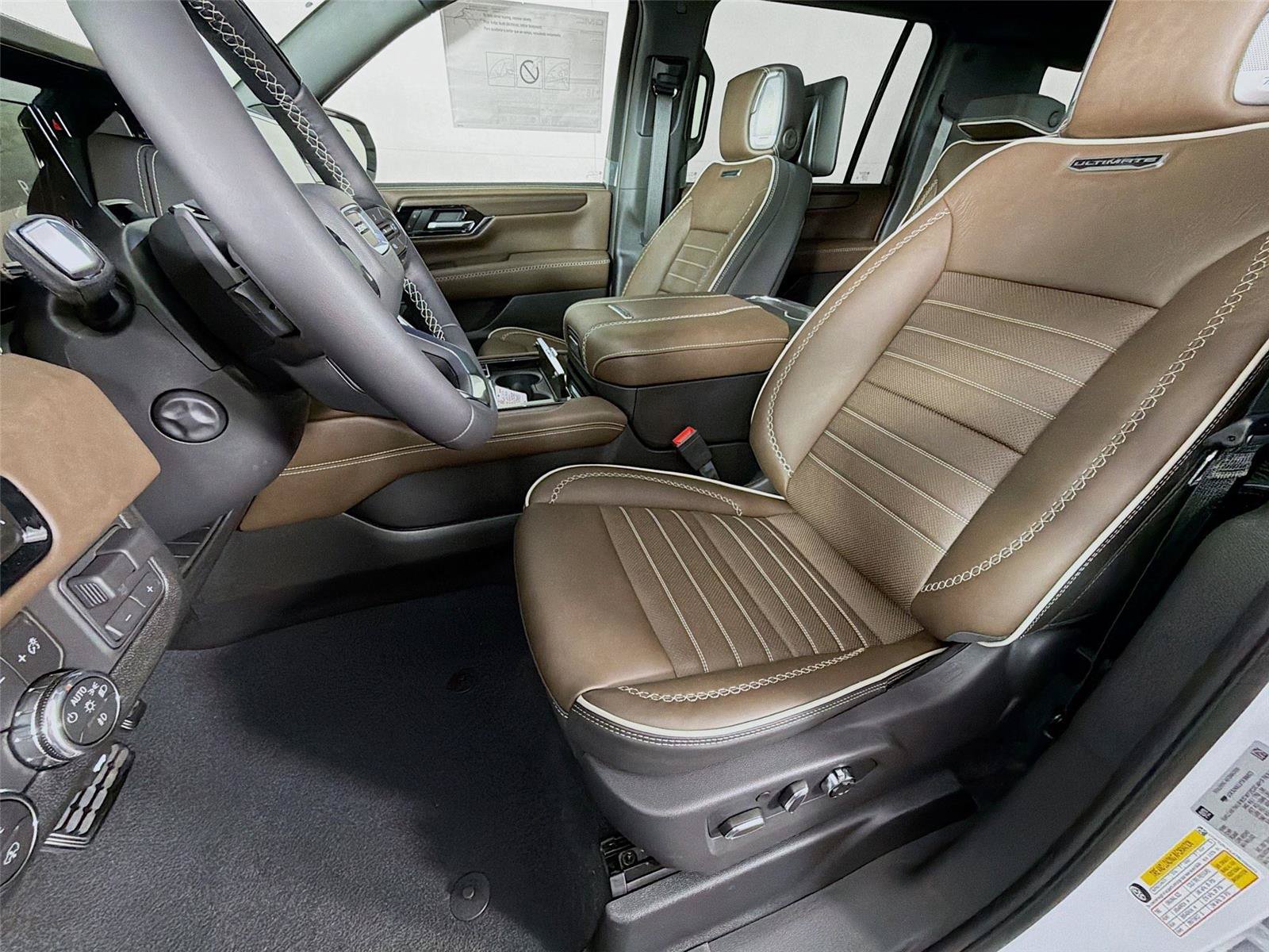 New 2026 GMC Yukon XL Denali Ultimate AWD/4WD image 2