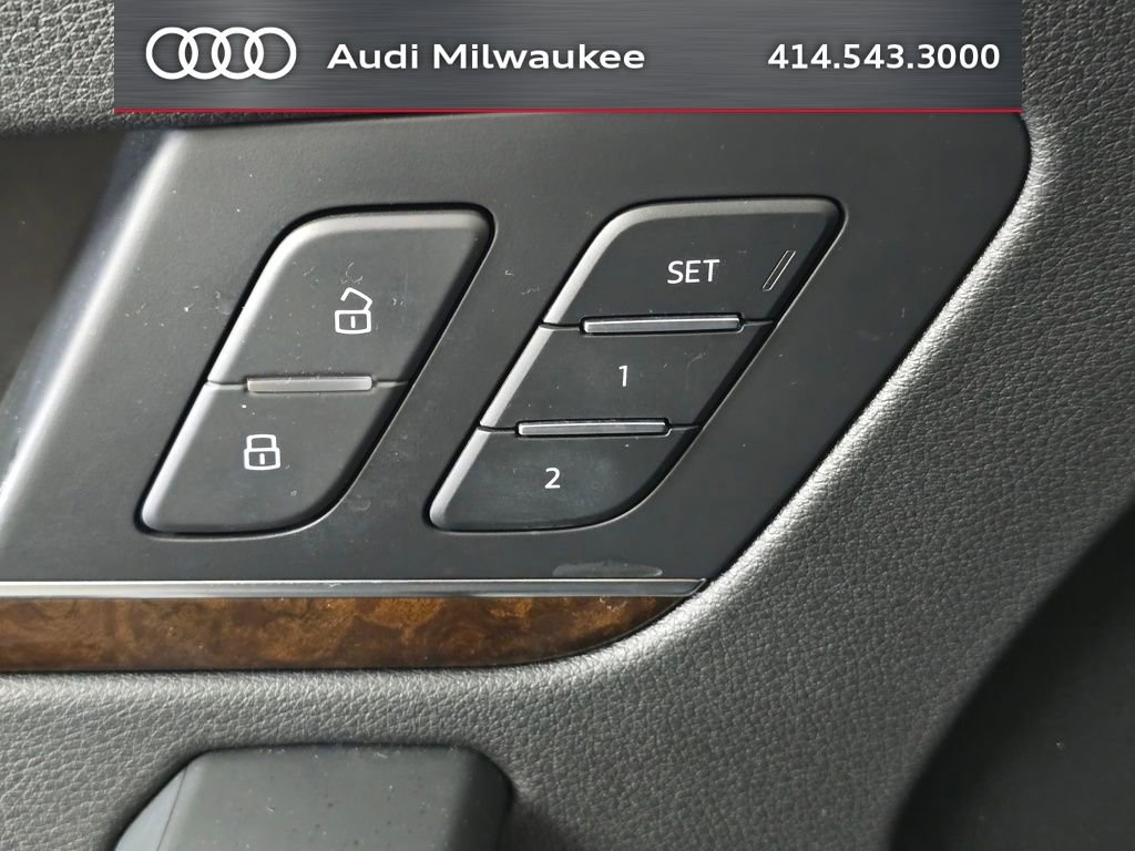 Used 2019 Audi Q5 2.0T Premium w/ Convenience Package AWD/4WD image 13