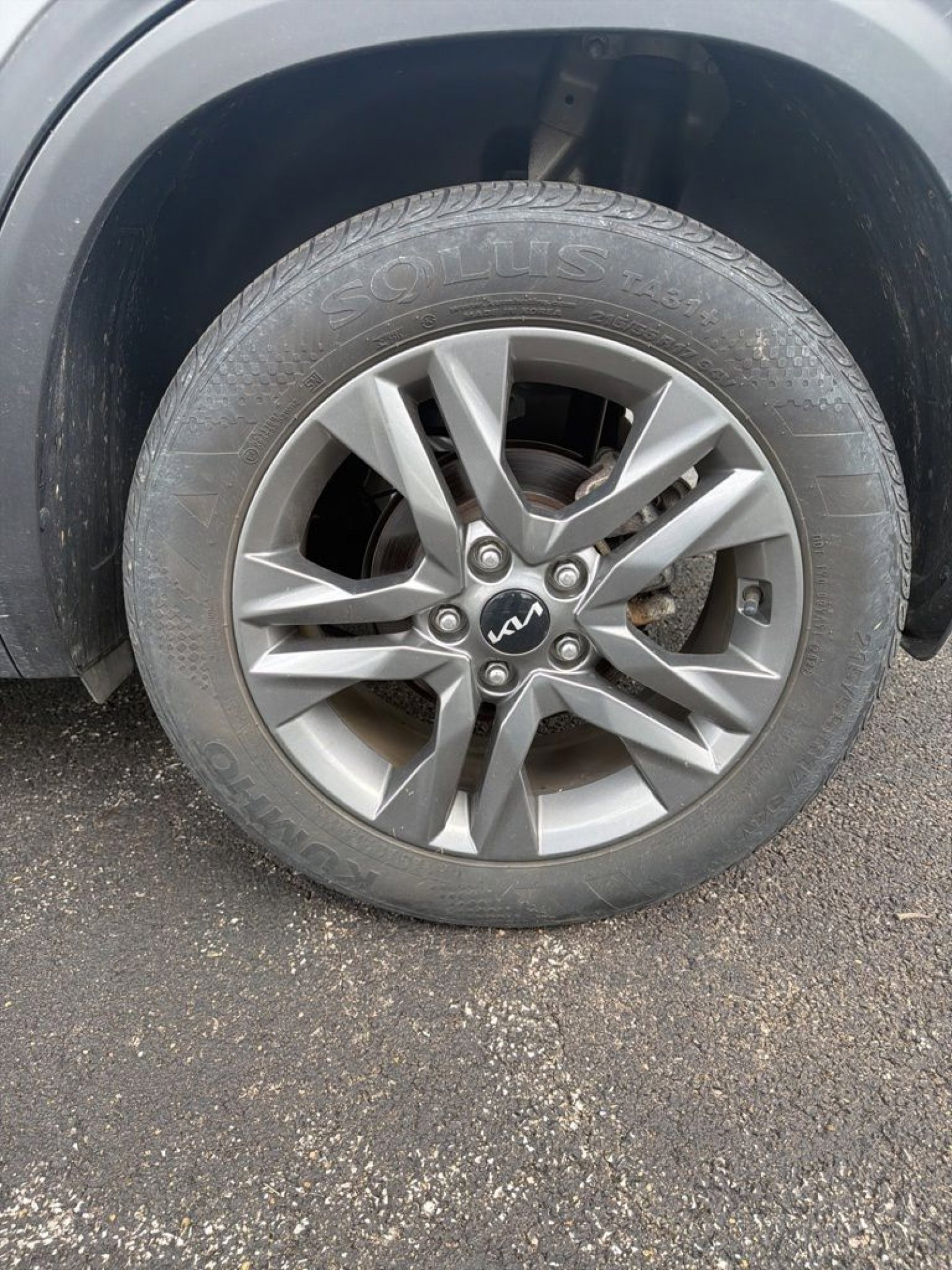 Used 2023 Kia Seltos S w/ Navigation Package FWD image 22