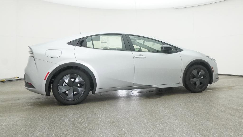New 2025 Toyota Prius SE image 24