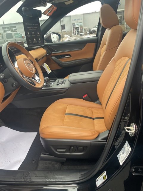 Certified 2025 MAZDA CX-70 3.3 Turbo S w/ Premium Plus image 12