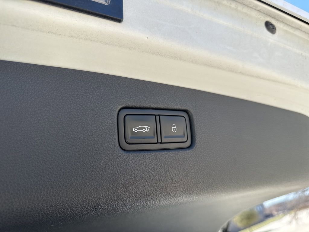 Used 2022 Genesis GV70 2.5T w/ Select Package image 15