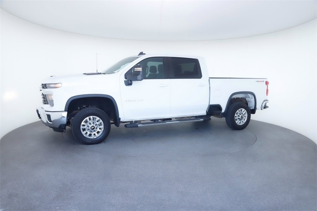 Used 2024 Chevrolet Silverado 2500 LT image 15