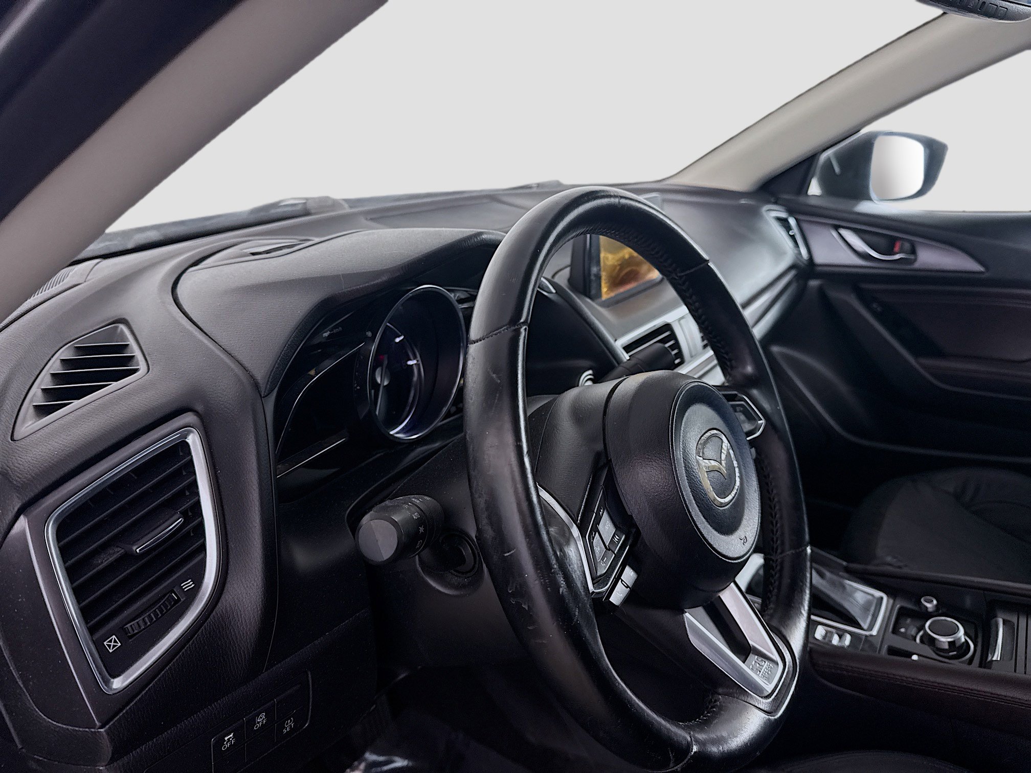 Used 2017 MAZDA MAZDA3 Grand Touring w/ Premium Equipment Package image 23