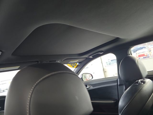 Used 2021 Kia Stinger GT2 image 13