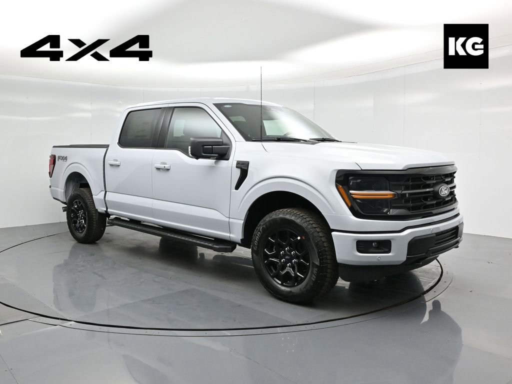 New 2025 Ford F150 XLT w/ Equipment Group 302A MID