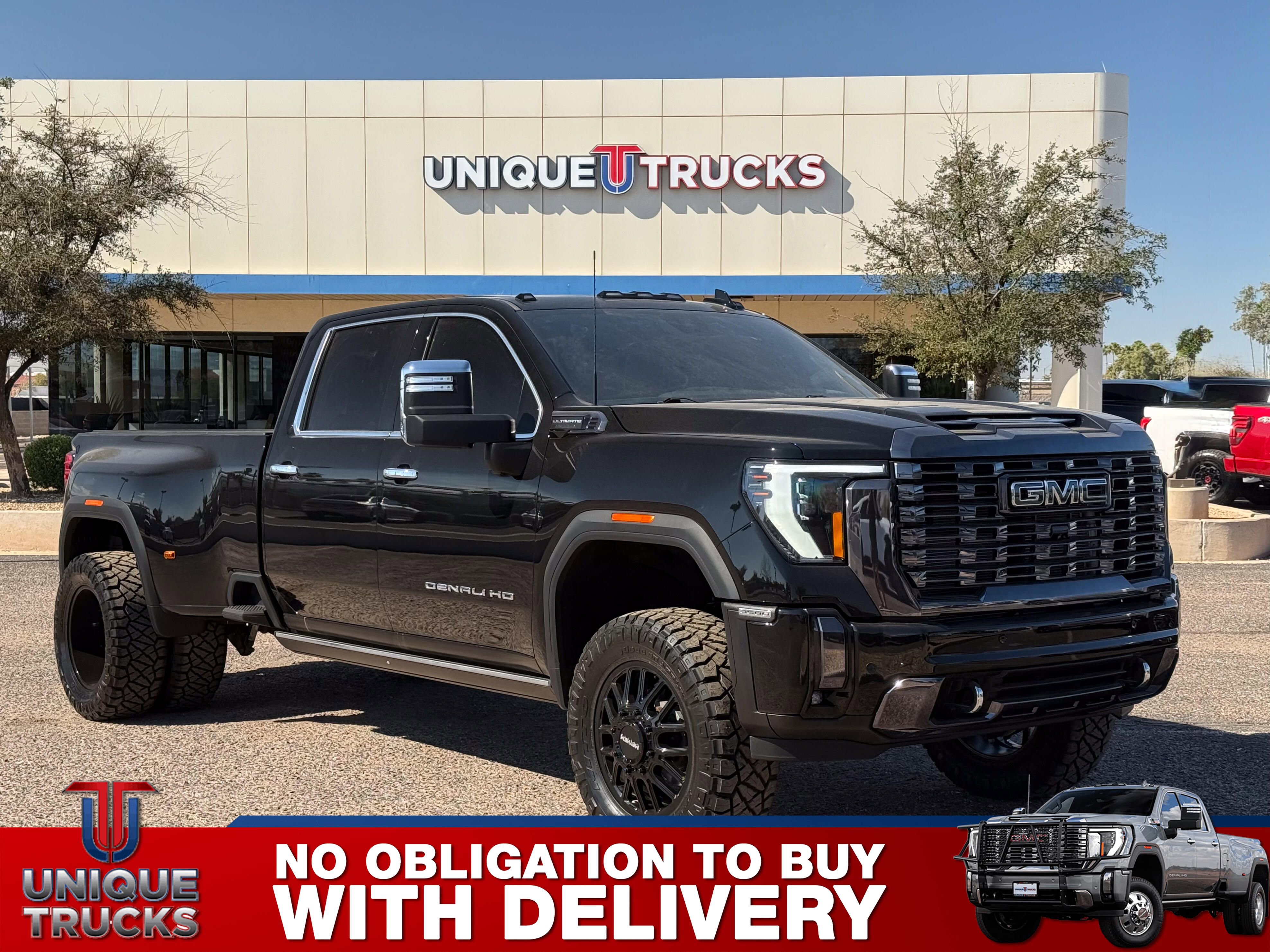 Used 2024 GMC Sierra 3500 Denali Ultimate image 3