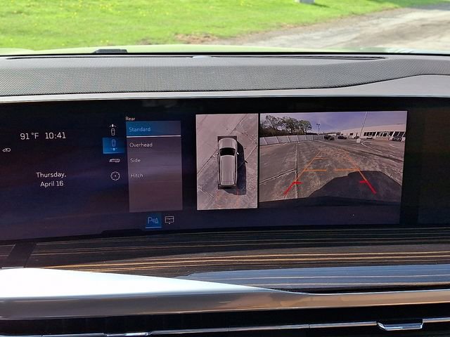 Used 2025 Cadillac Escalade Premium Luxury w/ Touring Package image 21