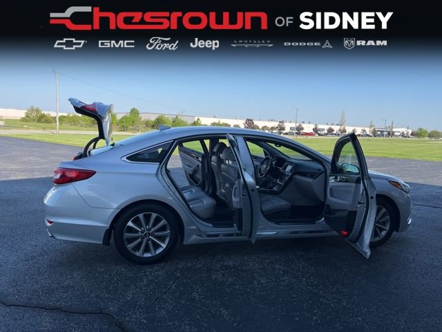 Used 2017 Hyundai Sonata Limited w/ Ultimate Package 04 FWD image 23