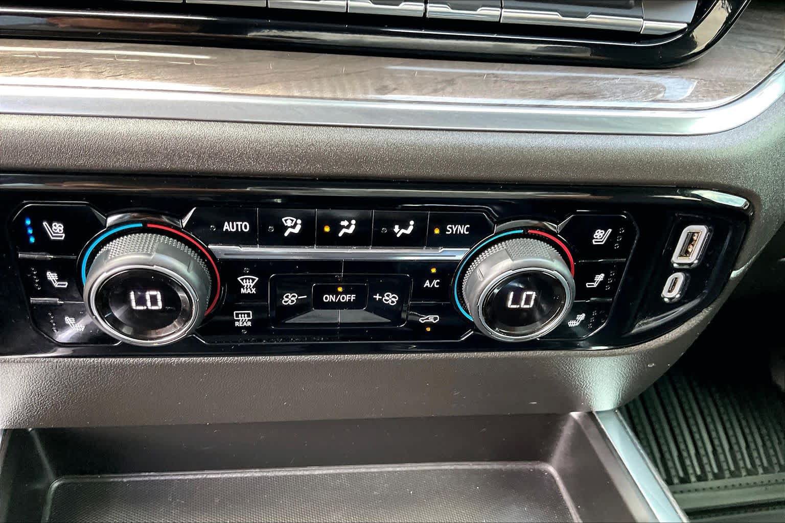 Certified 2023 Chevrolet Silverado 1500 LTZ w/ Technology Package AWD/4WD image 62