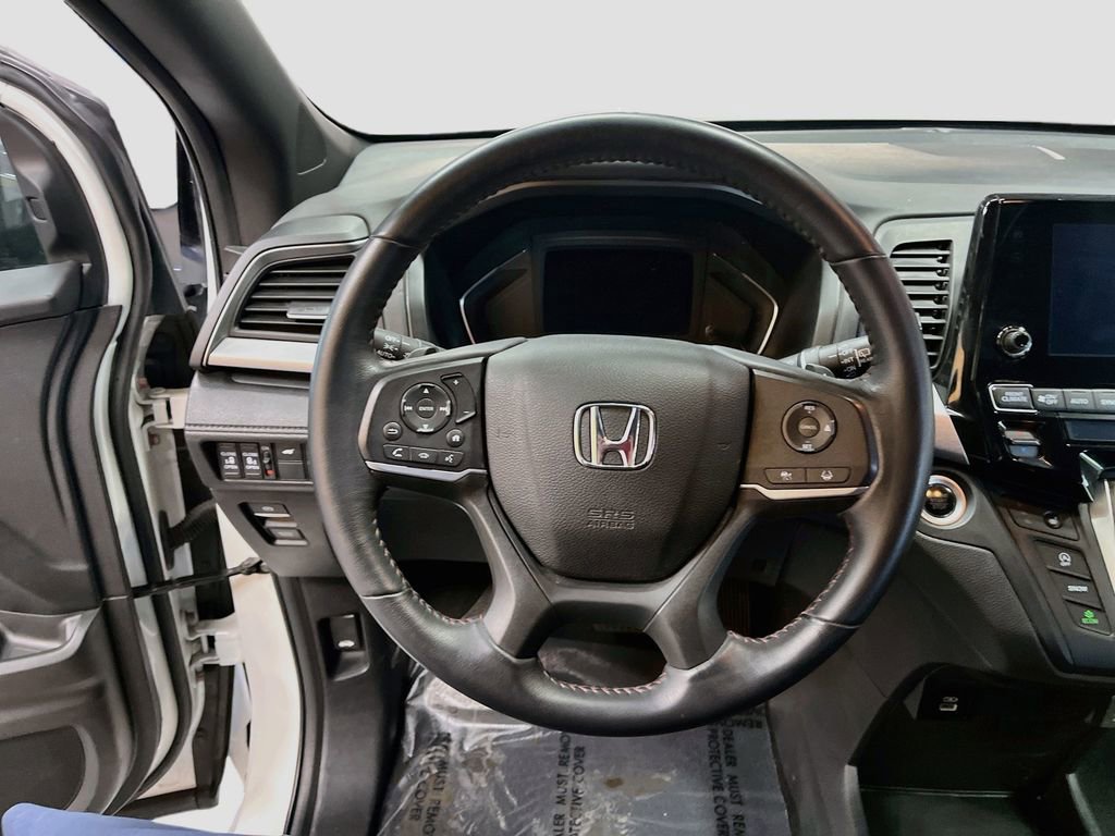 Used 2023 Honda Odyssey Sport image 11