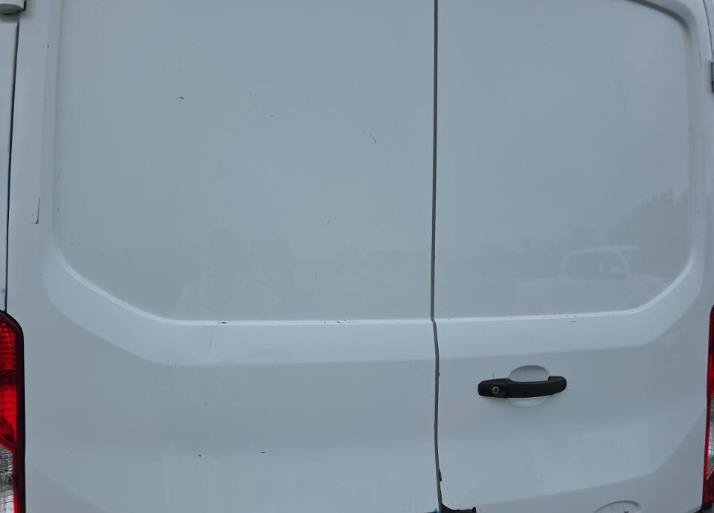 Used 2019 Ford Transit 250 148 Medium Roof RWD image 15