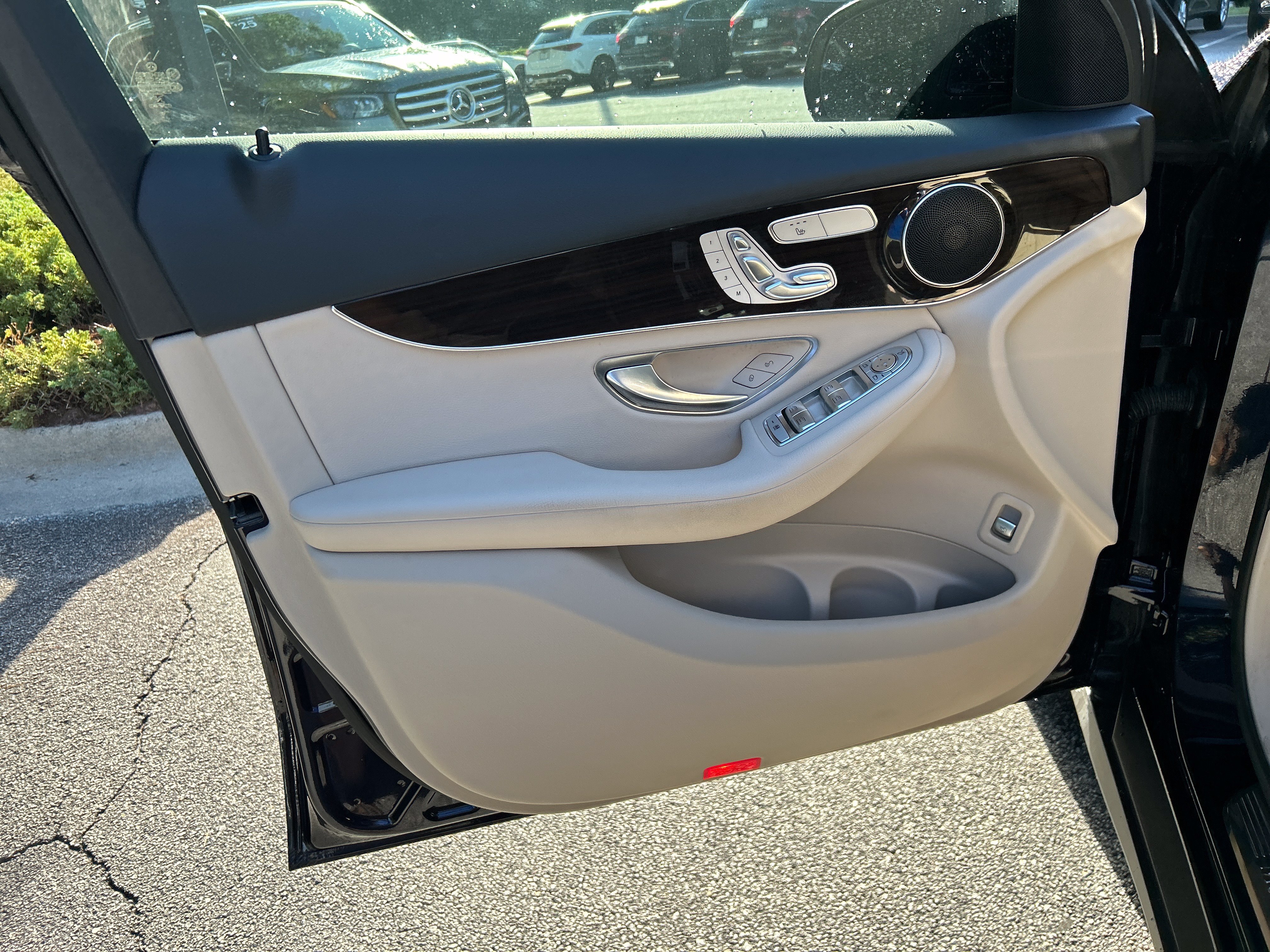 Certified 2021 Mercedes-Benz GLC 300 image 18