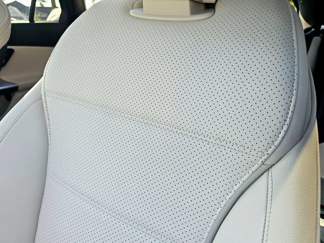 Used 2023 Mercedes-Benz GLC 300 4MATIC image 19