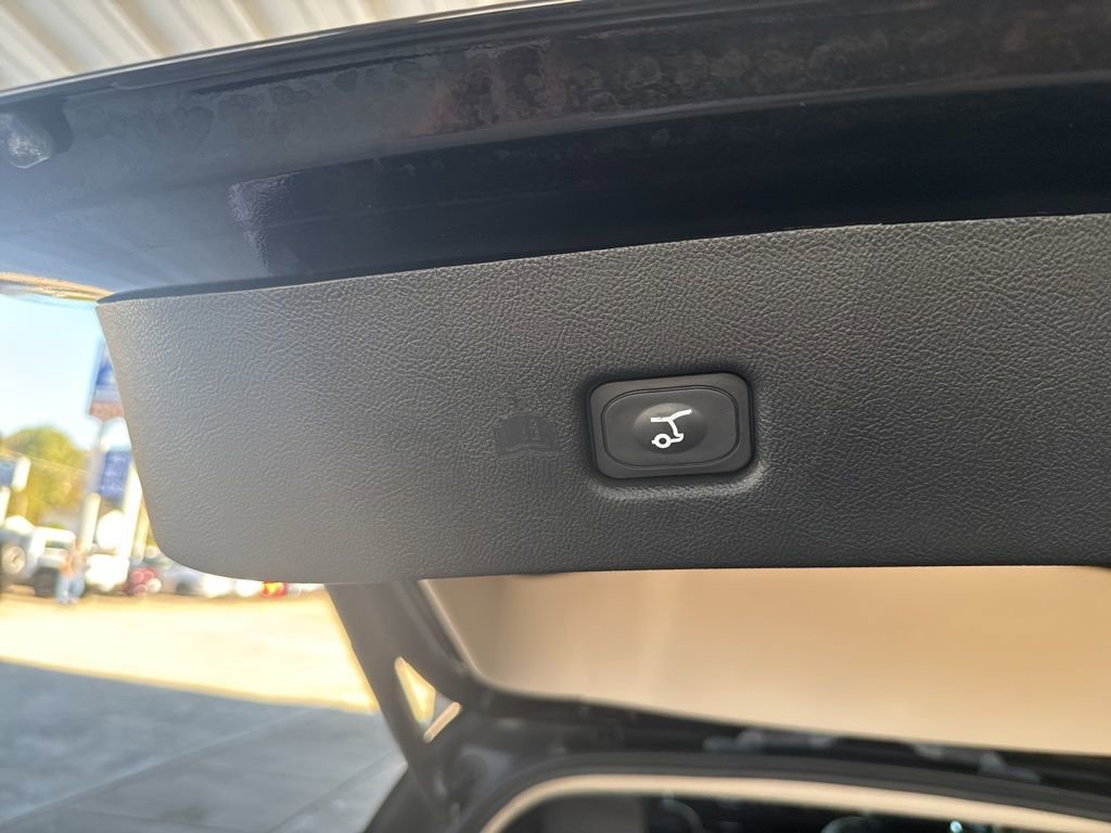 Used 2022 Lincoln Nautilus Reserve image 25