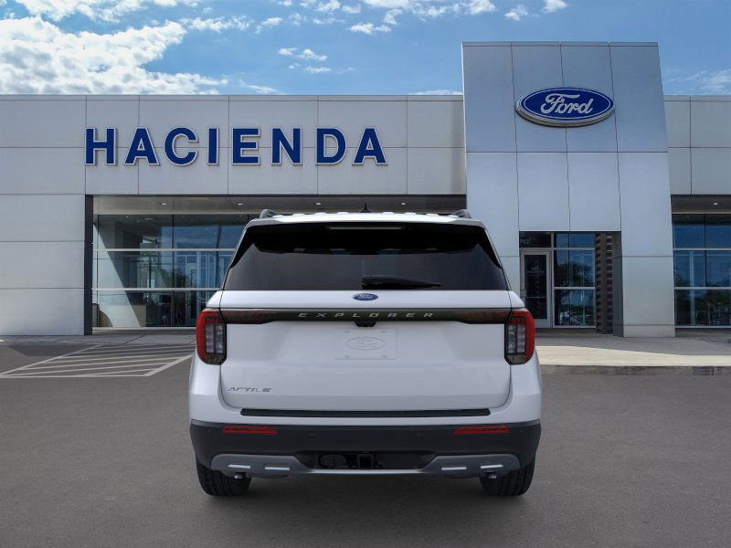 New 2026 Ford Explorer Active w/ Active Comfort Package image 5