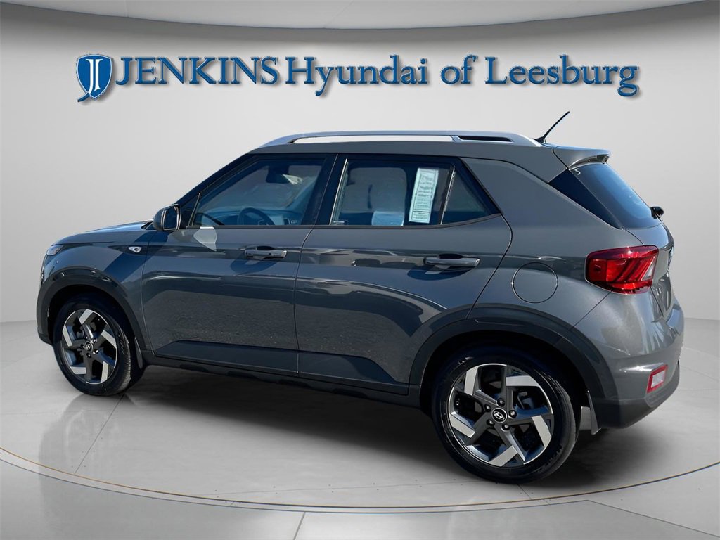 Certified 2024 Hyundai Venue SEL image 6