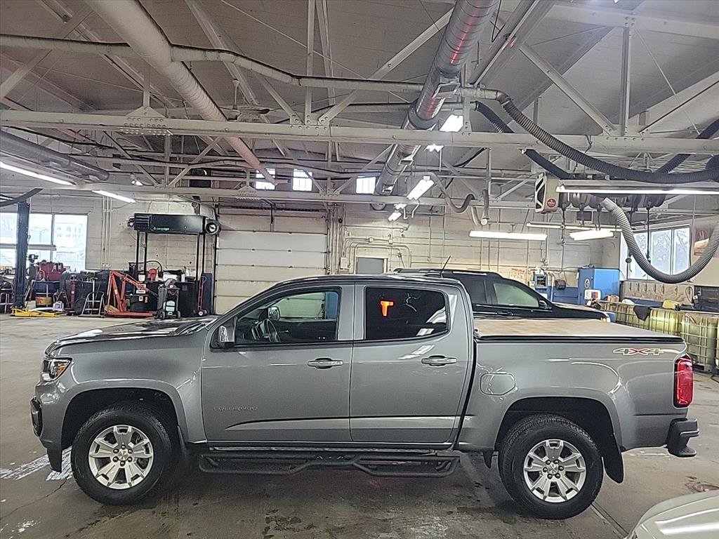 Used 2022 Chevrolet Colorado LT w/ LT Convenience Package image 2