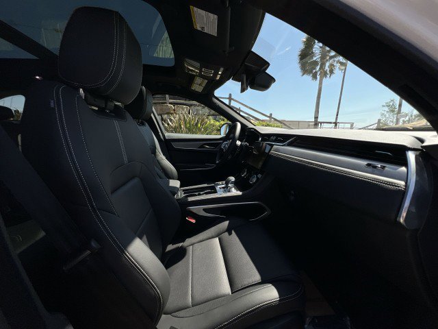 New 2025 Jaguar F-PACE R-Dynamic S image 26