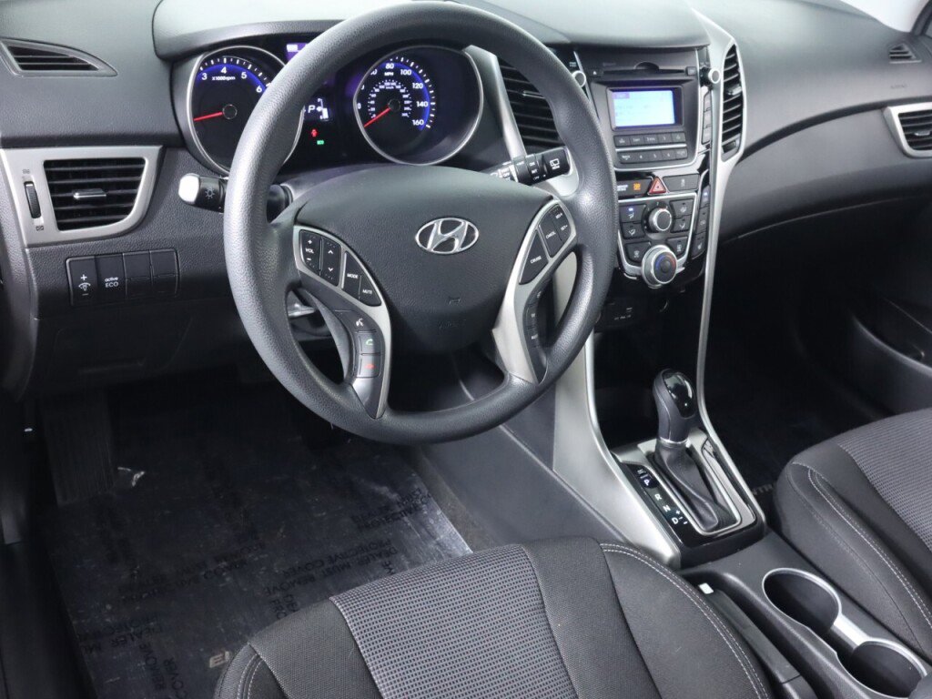 Used 2014 Hyundai Elantra GT image 9