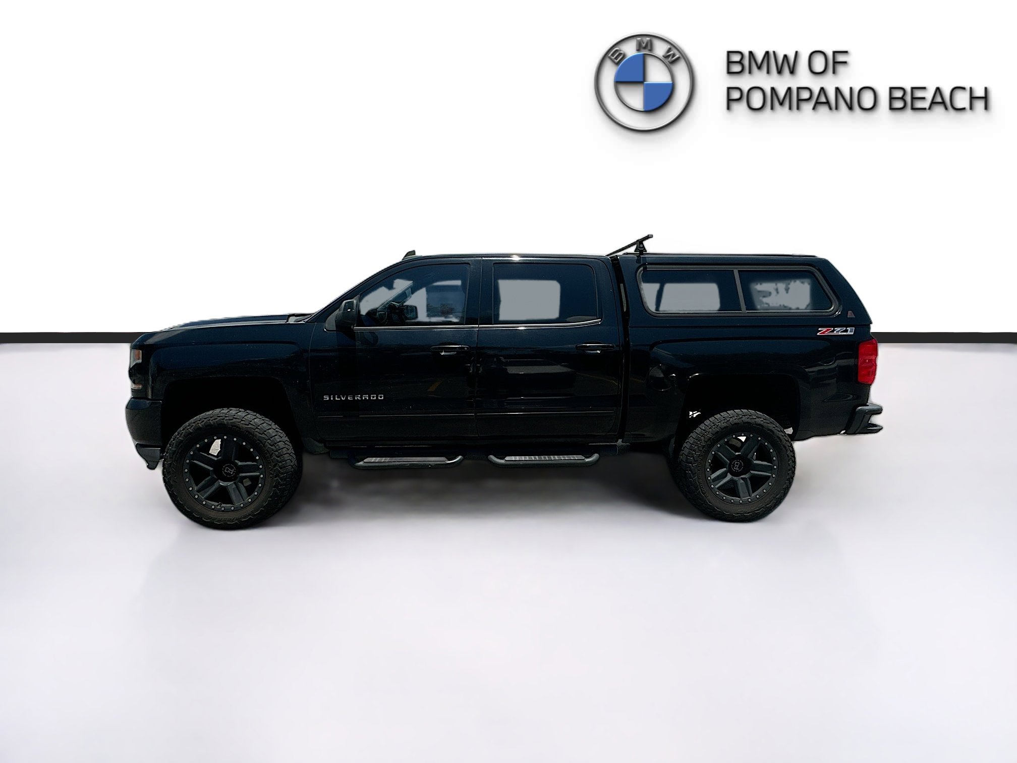 Used 2017 Chevrolet Silverado 1500 LT w/ All Star Edition AWD/4WD image 5