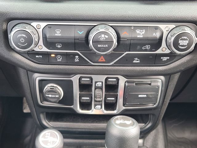 Certified 2025 Jeep Wrangler Sport image 17