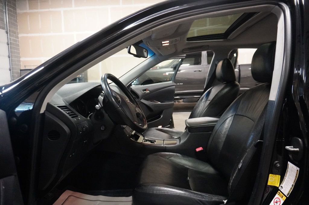 Used 2011 Lexus ES 350 image 5