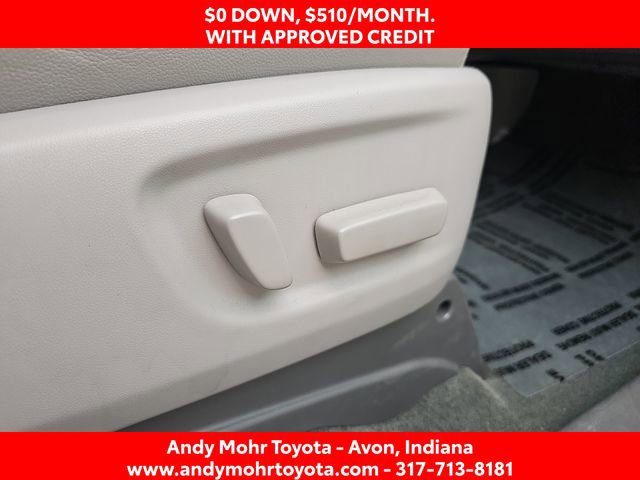 Used 2017 Toyota Sienna XLE Premium image 40