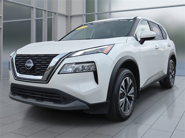 Certified 2023 Nissan Rogue SV image 1