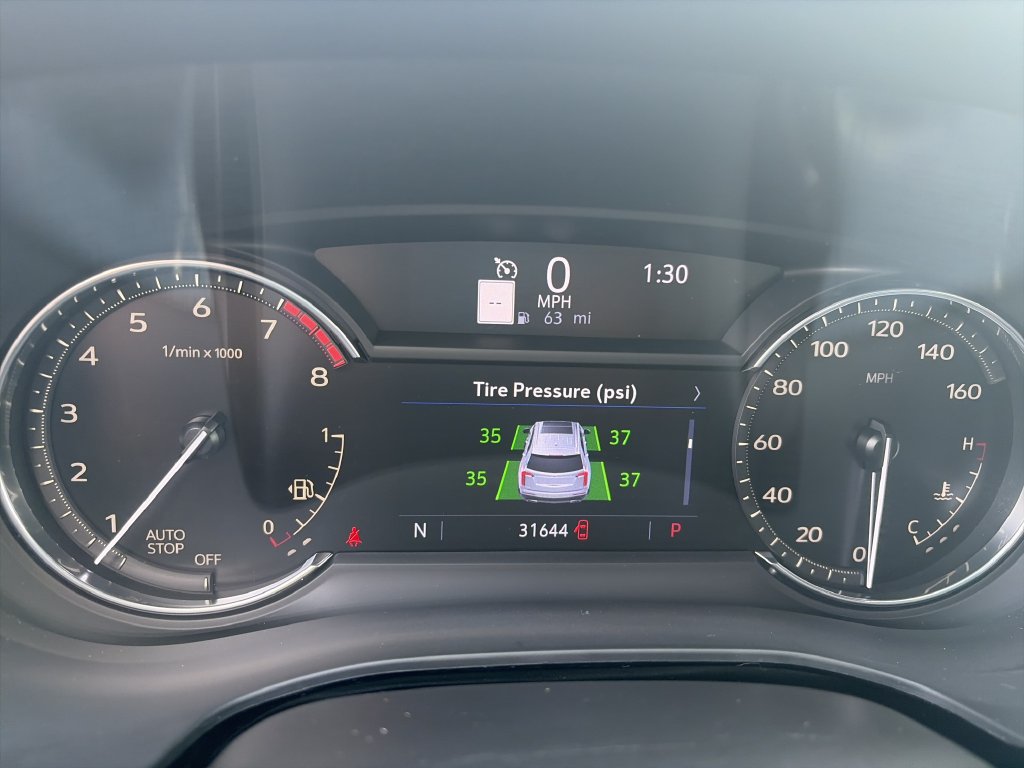Used 2023 Cadillac XT6 Premium Luxury FWD image 36