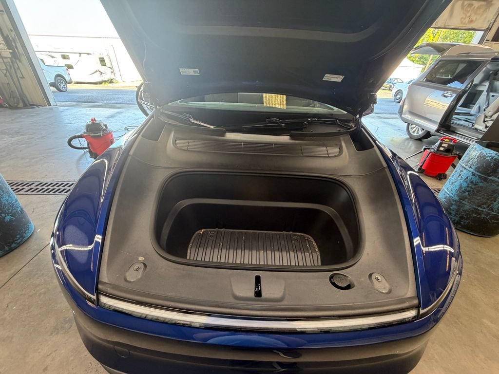 Used 2026 Tesla Model Y Long Range AWD/4WD image 21