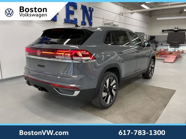 New 2026 Volkswagen Atlas Cross Sport SE image 4