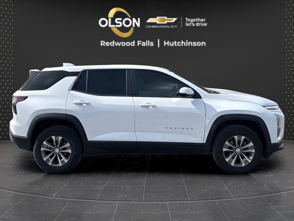 Used 2025 Chevrolet Equinox LT image 6