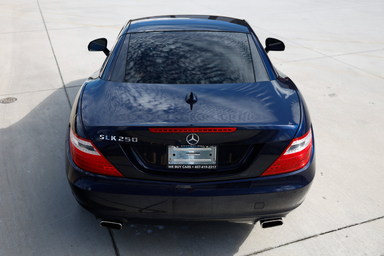 Used 2014 Mercedes-Benz SLK 250 image 11
