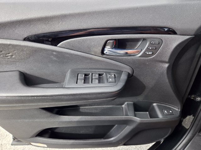Used 2020 Honda Passport Touring image 28