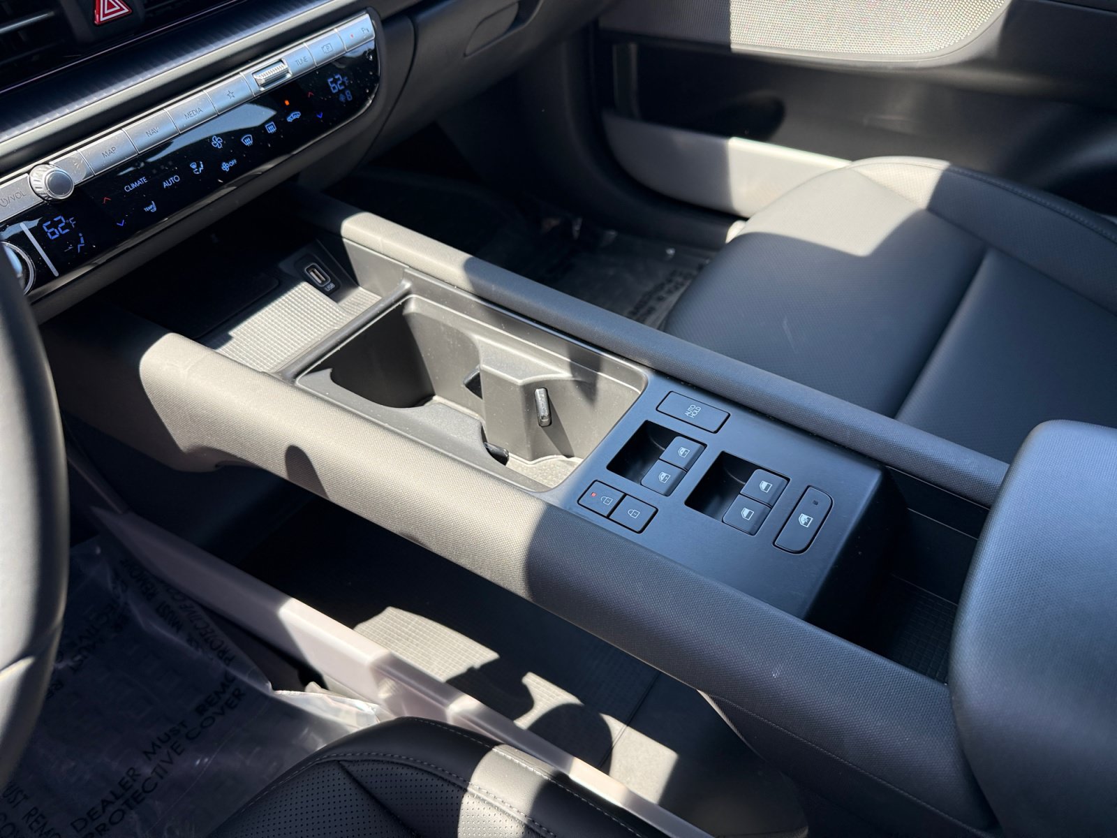 Certified 2024 Hyundai Ioniq 6 SEL RWD image 13