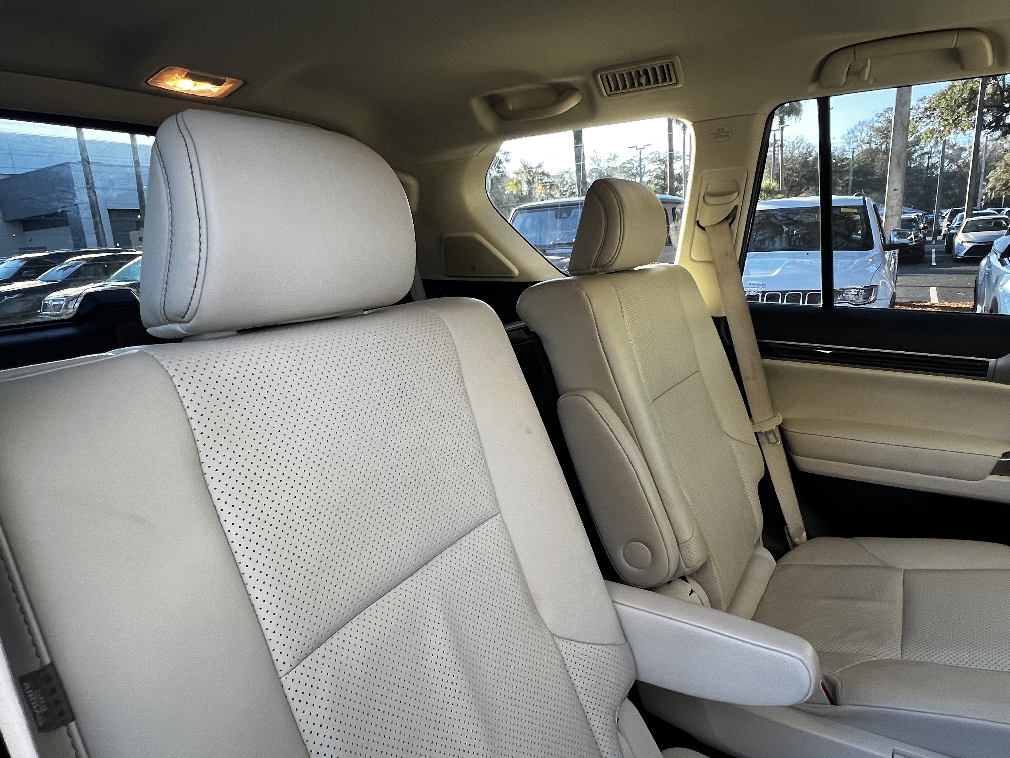 Used 2021 Lexus GX 460 Luxury image 42