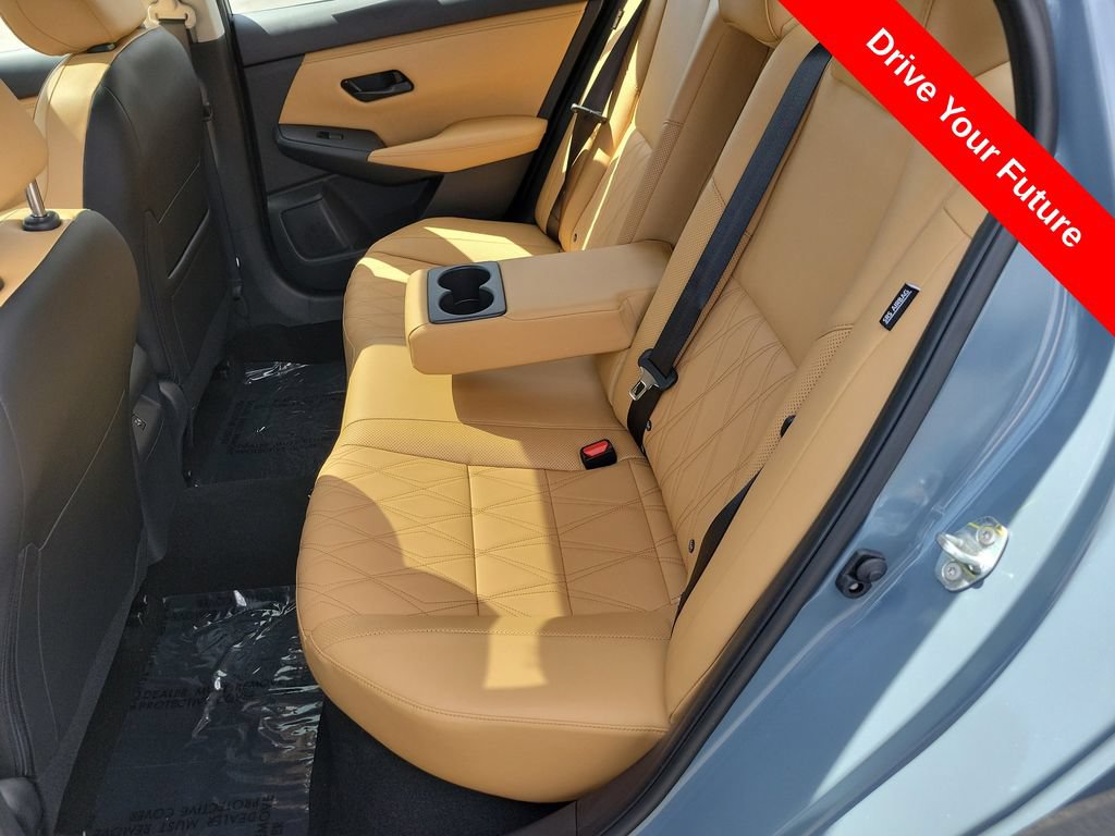 Used 2025 Nissan Sentra SV w/ SV Premium Package FWD image 27