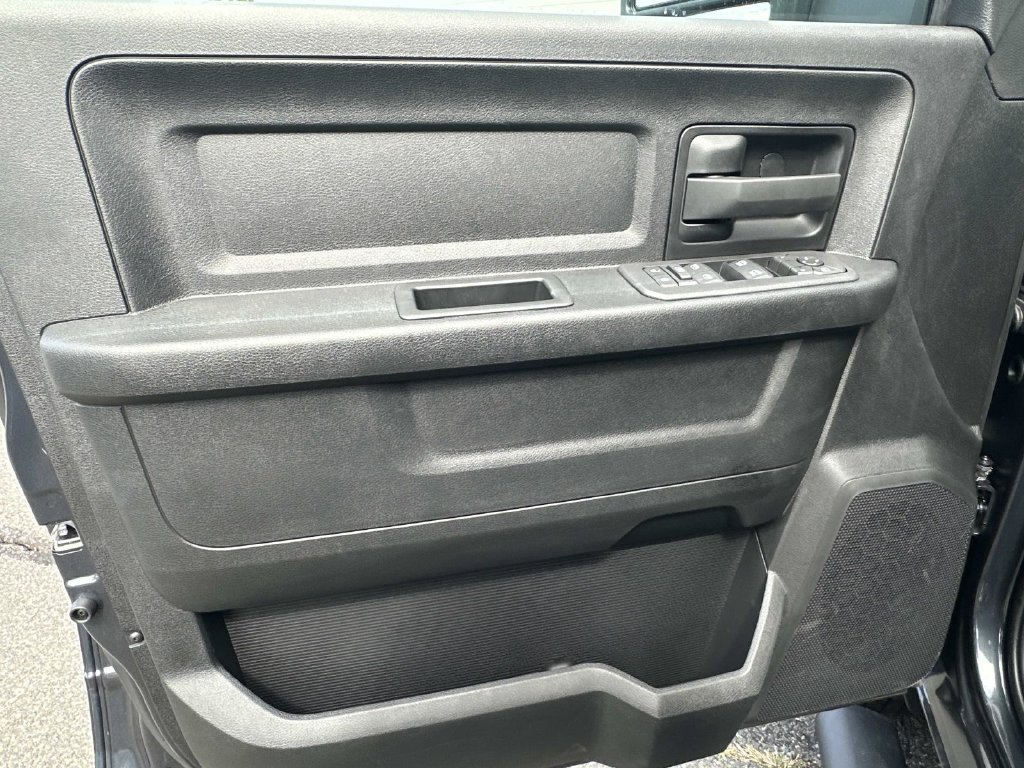 New 2026 RAM 3500 Tradesman AWD/4WD image 16