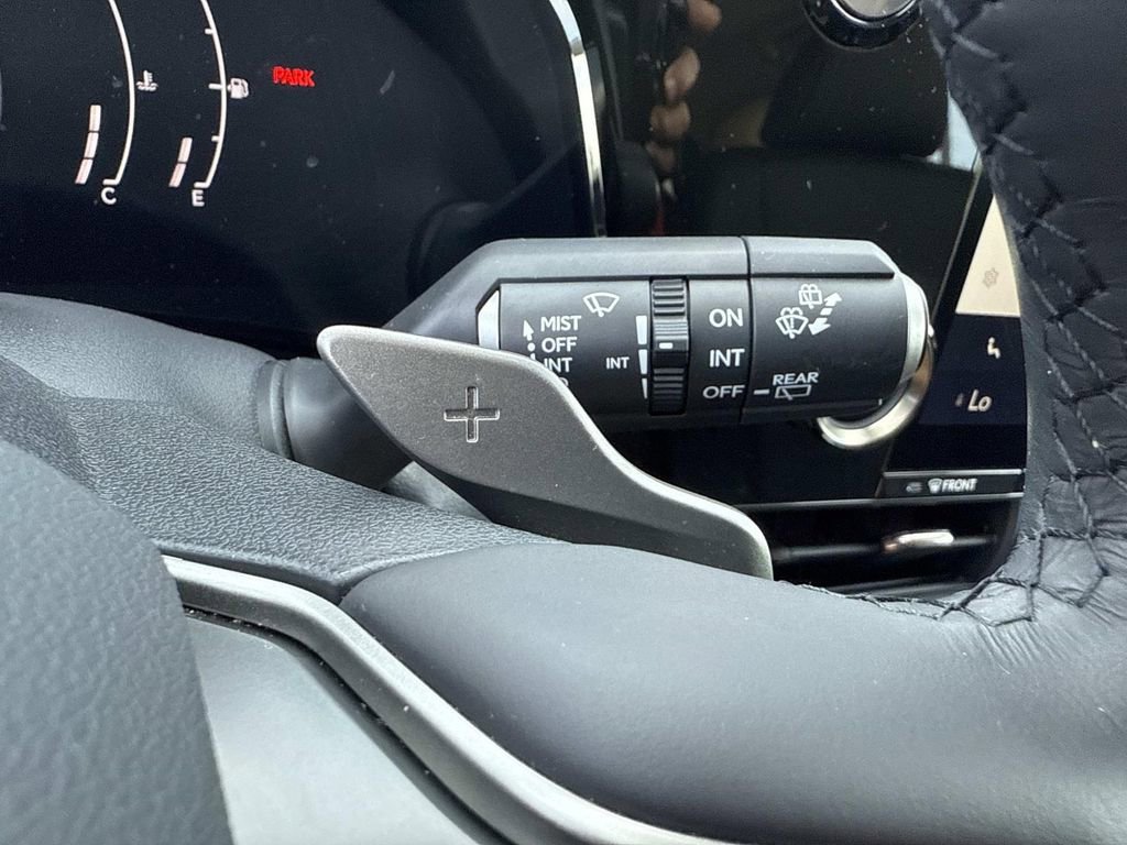 Used 2024 Lexus NX 250 FWD w/ Towing Package (2000 Lbs) image 38