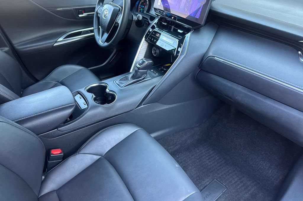 Certified 2023 Toyota Venza Nightshade AWD/4WD image 15