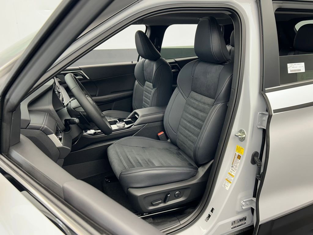 New 2026 Mitsubishi Outlander Trail Edition image 14