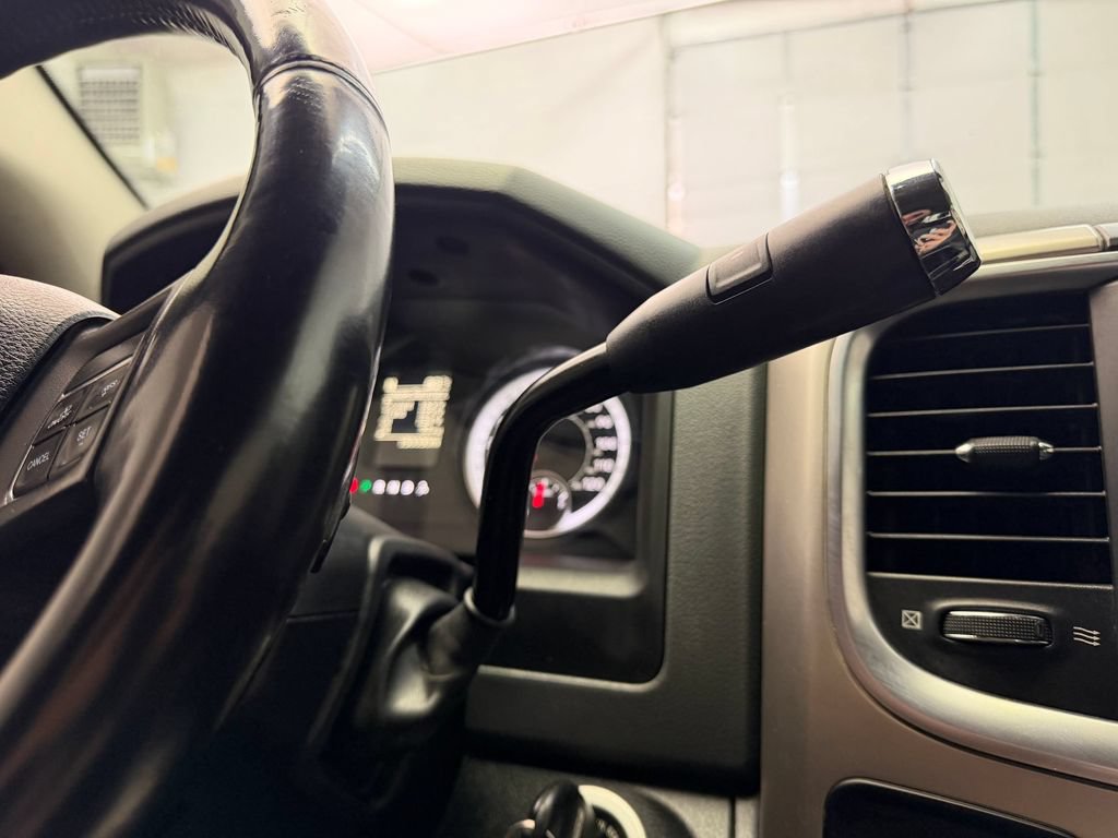 Used 2017 RAM 3500 Big Horn AWD/4WD image 28